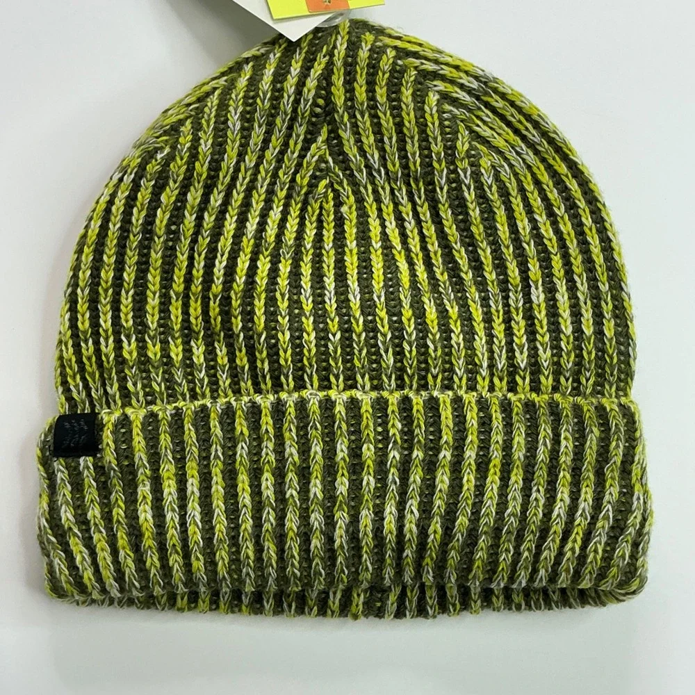 All in Motion Olive Green Beanie Kids OSFM Moisture Wicking Fleece Lined NWT